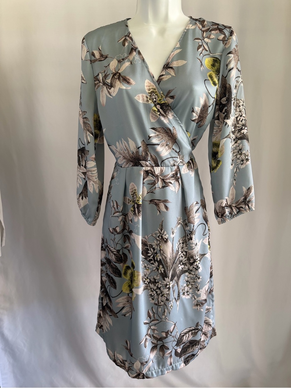 La Fée Maraboutée Sage Green Floral Wrap Dress Size 6